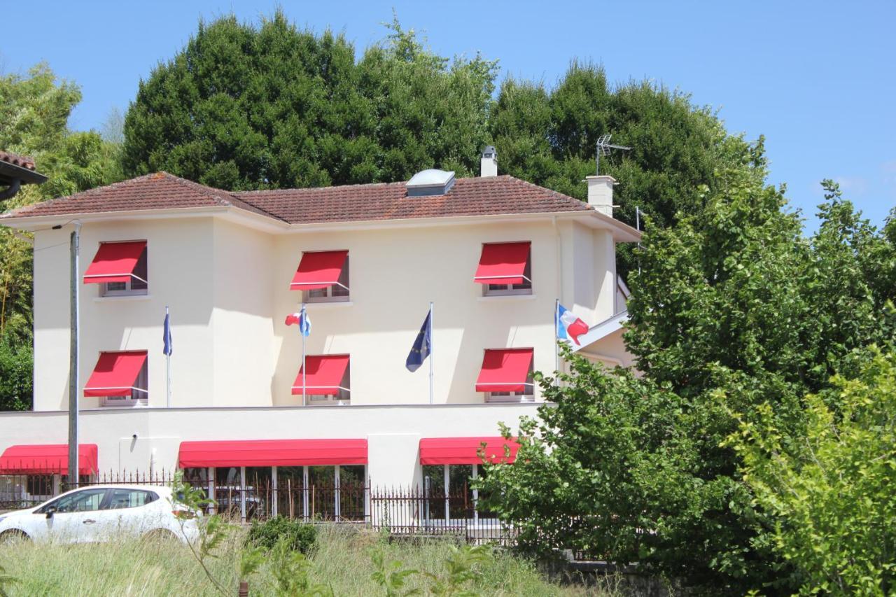 Hotel Du Lac D'Arjuzanx Exterior foto